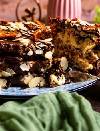 Keto Daim Torte, Keto Mandeltorte, Mandeln, Daim, Torte, Keto, KetoChameleons