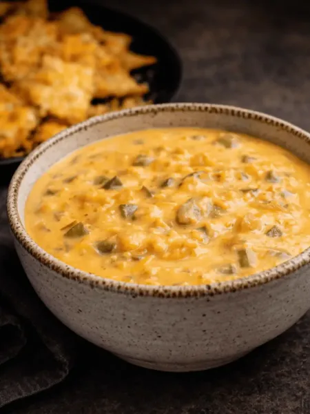 Keto Käse Jalapeño Soße