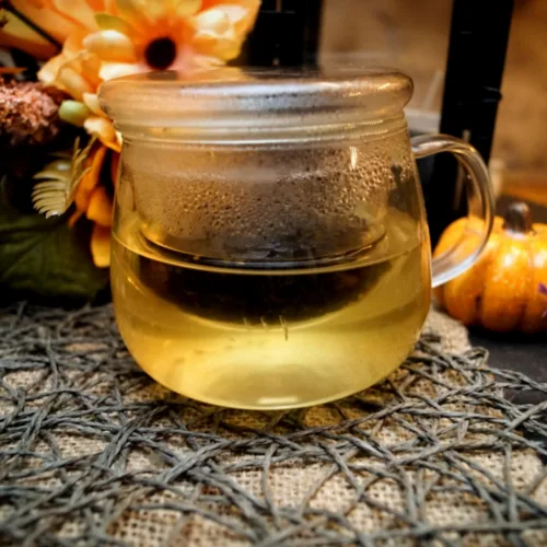 Tee aus Kräutern selbst fermentieren