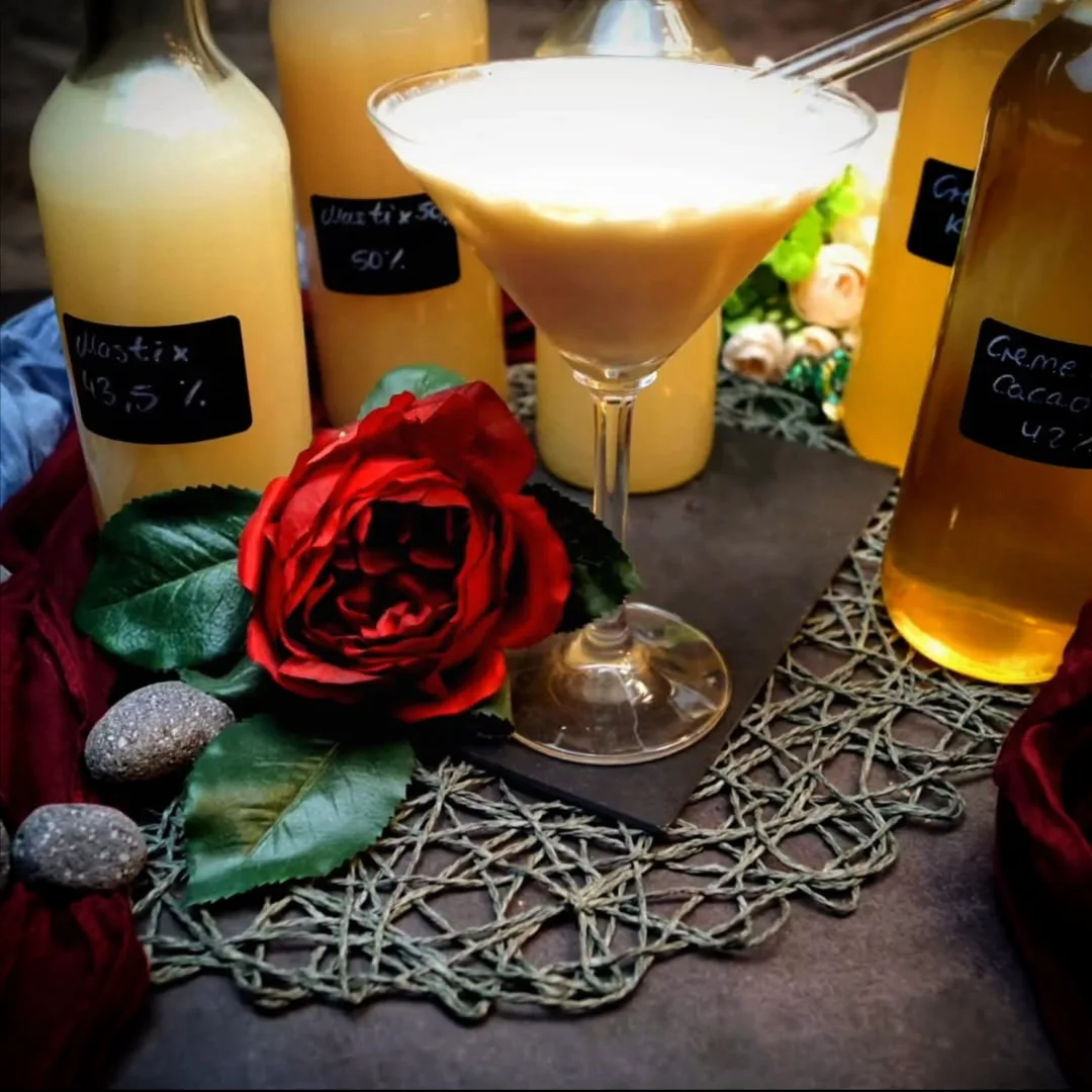 Keto Mastix Likör zum pur genießen oder als Basis für Cocktails, Rezept