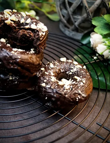 Keto, Low Carb, Donut, Schokolade, Rezept, zuckerfrei, glutenfrei, High protein