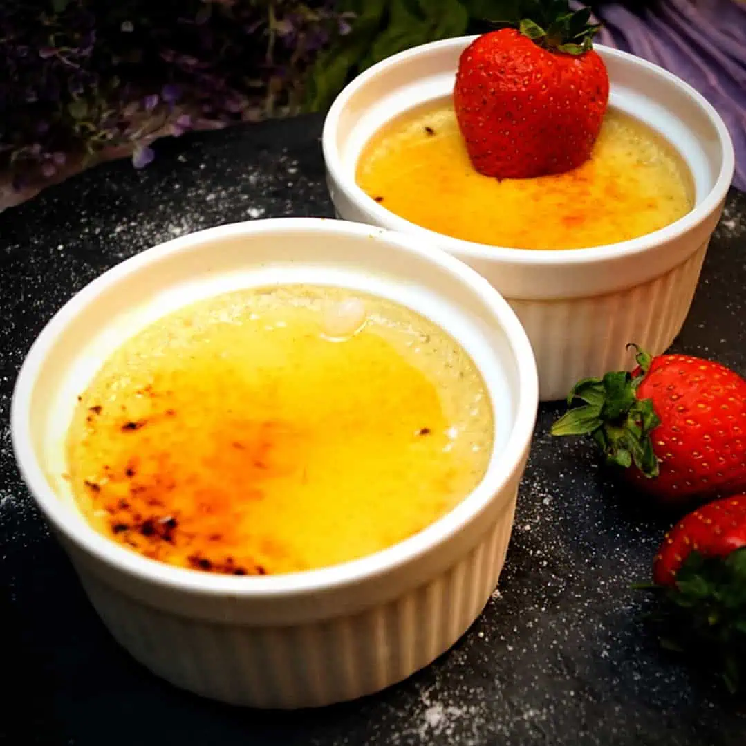 Keto Keto Creme brulee Dieses Keto Protein Hüttenkäse Brot, ist schnell gemacht, eine Proteinbombe und super fluffig und lecker.