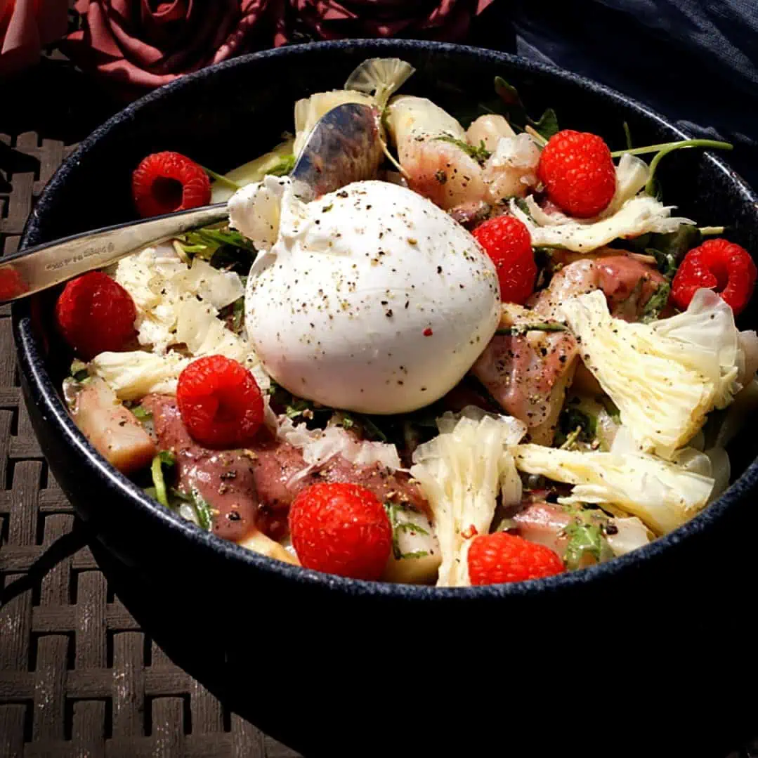 Keto Spargelsalat mit Himbeere und Burrata, Rezept