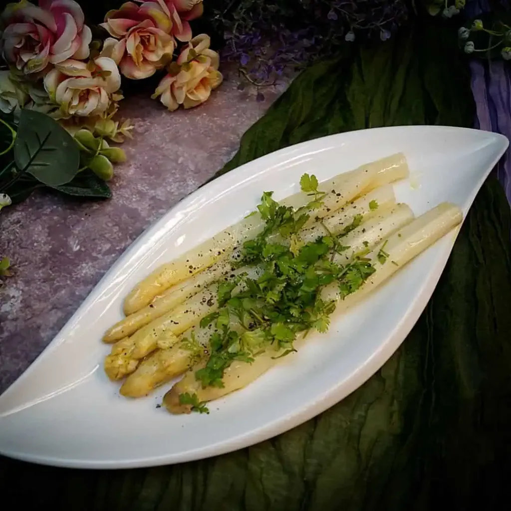 Fränkischer Spargelsalat, Keto, Rezept