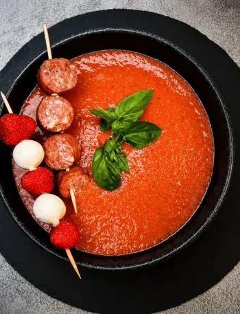 Keto Erdbeer Gazbacho KetoChameleons