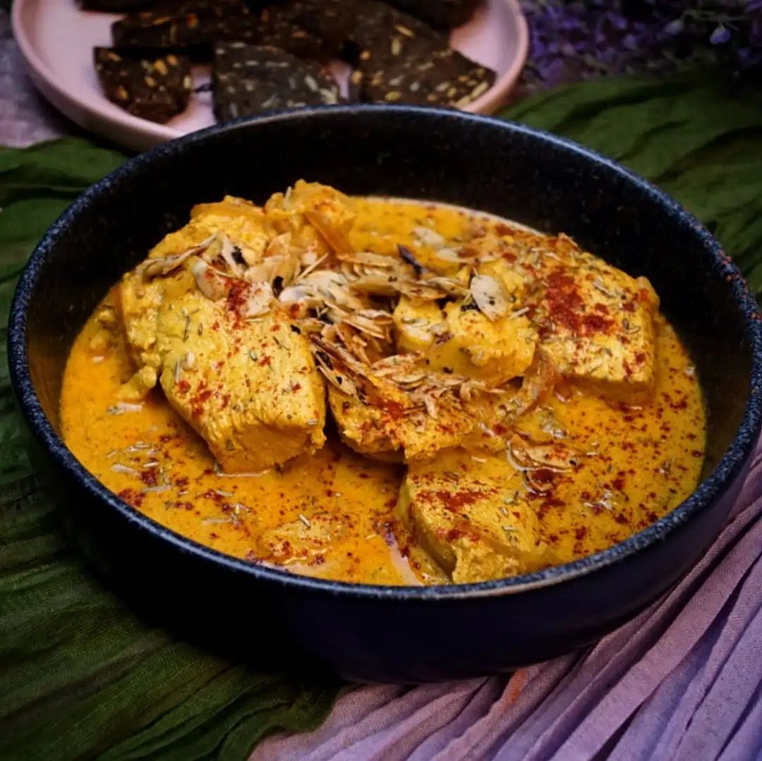 Keto Korma Curry mild Kokos Unser leckeres Keto Erdbeer Tiramisu aus dem Glas vereint Keto Löffelbiskuit mit feinem Kaffeearoma, cremiger Mascarpone Creme und frische Beeren aus dem Garten.