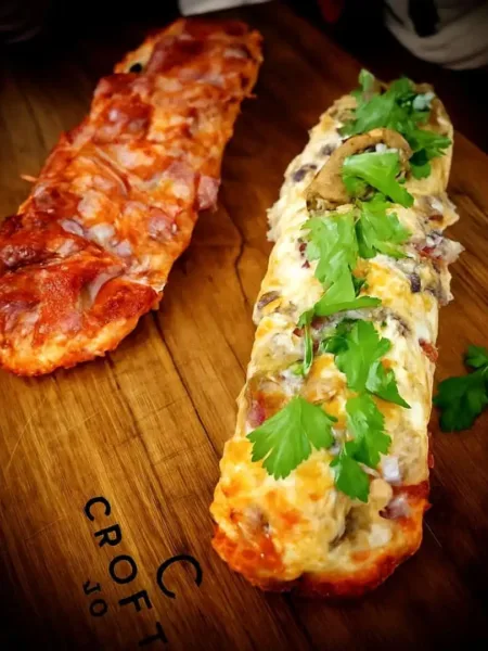 Keto Pizza Baguette, Champignon, Speziale, Rezept