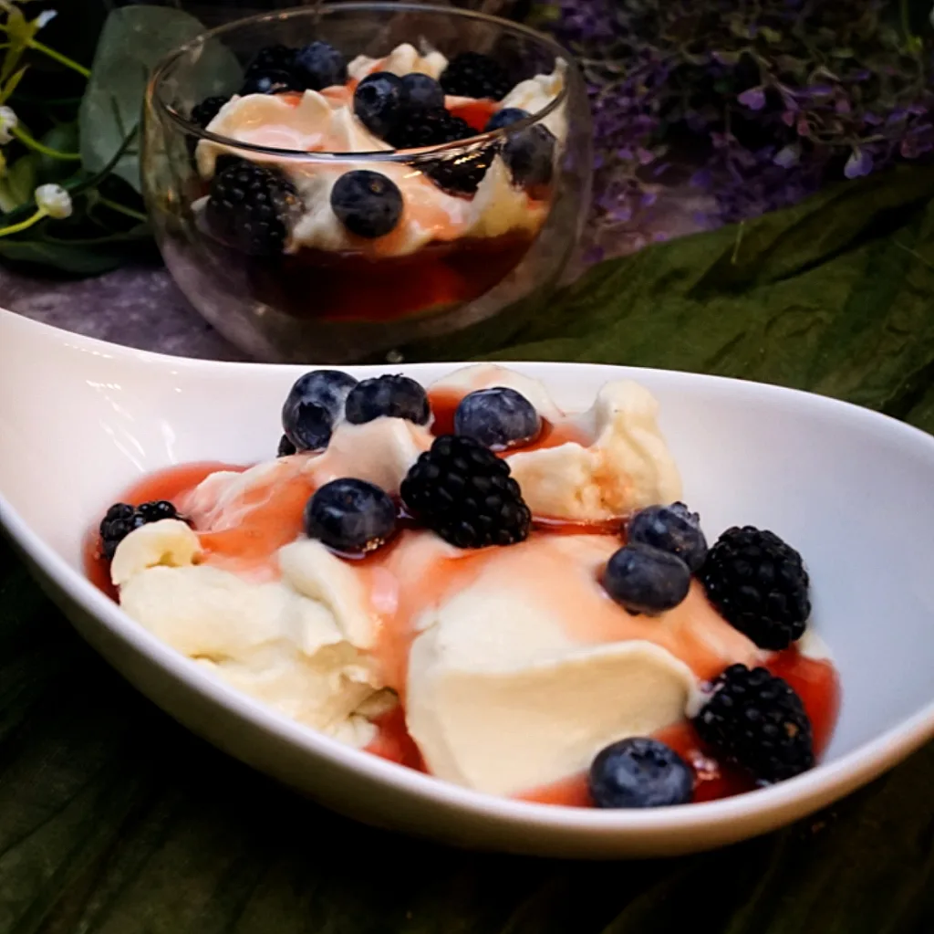 Keto Rhabarber Joghurteis, Creami, Rezept
