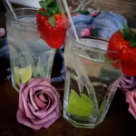 Keto Weinschorle mit Schuss