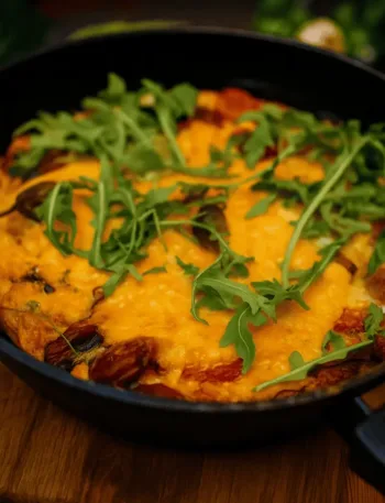 Keto Frittata mit Salsiccia