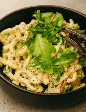 Keto Nudelsalat aus Hühnernudeln