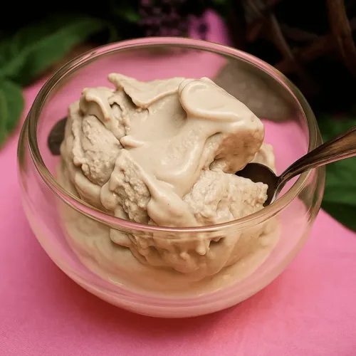 Keto Sesam Eis aus der Creami