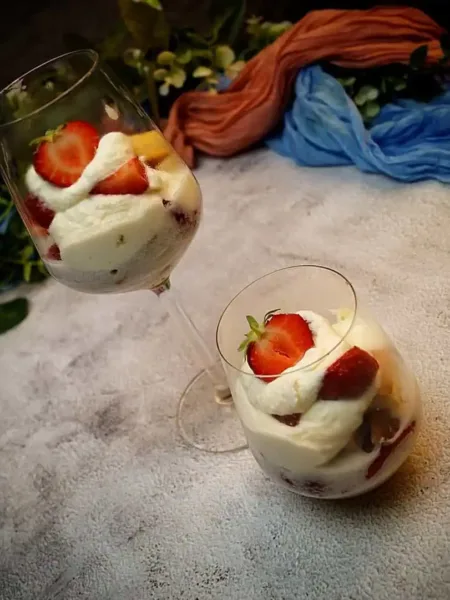 Keto Trifle im Glas, Rezept