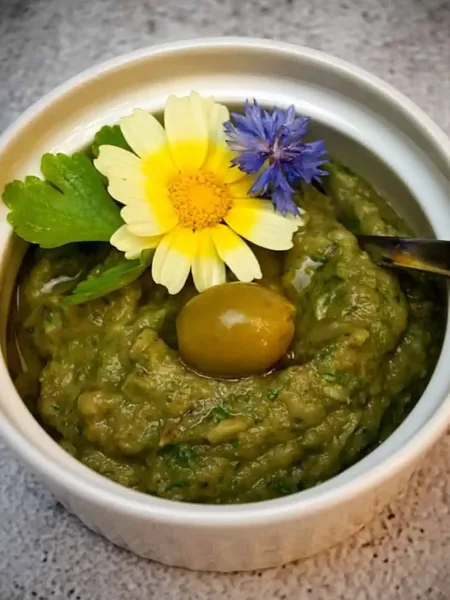 🌿 Melitzanosalata – Griechische Auberginencreme – würzig, mediterran und lecker 3 🌿 Melitzanosalata – Griechische Auberginencreme – würzig, mediterran und lecker Griechische Auberginencreme - Keto