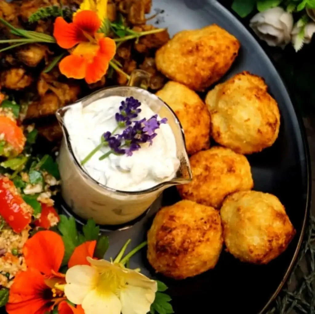 Keto Blumenkohl Nuggets – knusprig, saftig & Low Carb 12 Keto Blumenkohl Nuggets – knusprig, saftig & Low Carb Keto Blumenkohl Nuggets (1)