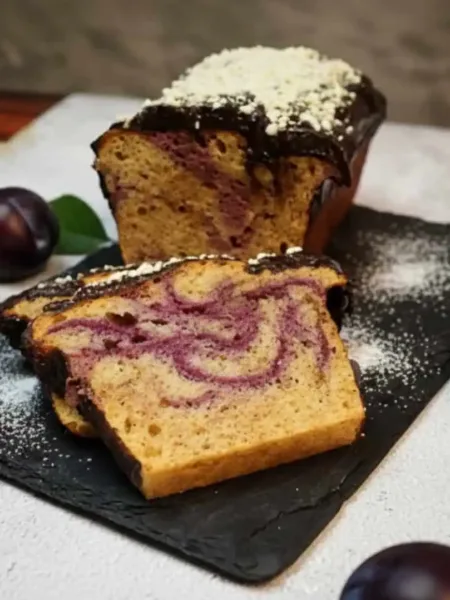 Saftiger Keto Marmorkuchen – High Protein mit Pflaumenmus Swirl & Schoko Ganache 2 Saftiger Keto Marmorkuchen – High Protein mit Pflaumenmus Swirl & Schoko Ganache Keto Pflaumenkuchen, Marmorkuchen