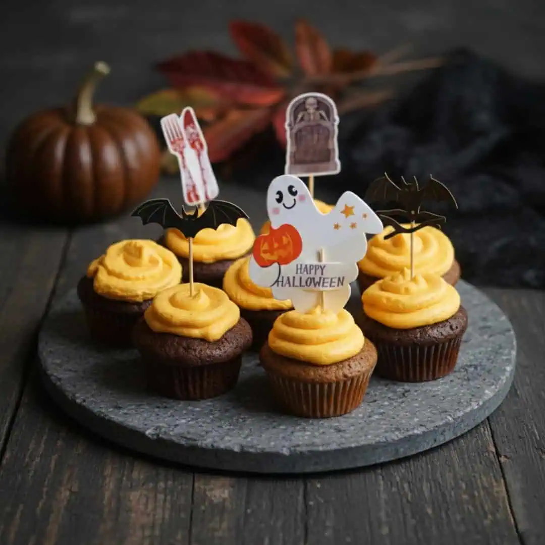 Keto Halloween Cupcakes 2 2 Selbstgemachter Senf mit lebendiger Fermentation, ohne Zucker oder Zusatzstoffe. Ideal für Keto, Low Carb und Clean Eating – voller Geschmack, wertvolle Enzyme und milde Schärfe.