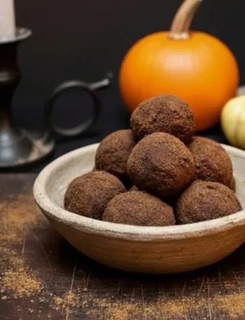Spekulatius Rumkugeln – Keto Genuss zum Dahinschmelzen 2 Spekulatius Rumkugeln – Keto Genuss zum Dahinschmelzen Spekulatius Rumkugeln
