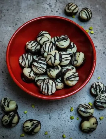 Keto Pistazien Toffee Praline